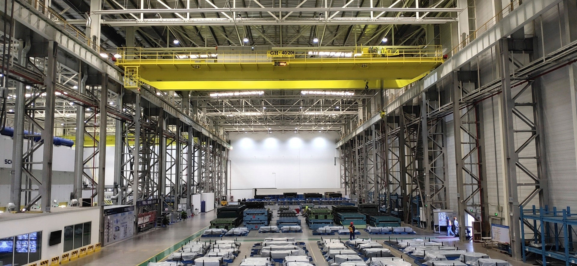Overhead Cranes for the Automotive Industry: Smart Lifting for High-Demand Environments Overhead Cranes for the Automotive Industry: Smart Lifting for High-Demand Environments