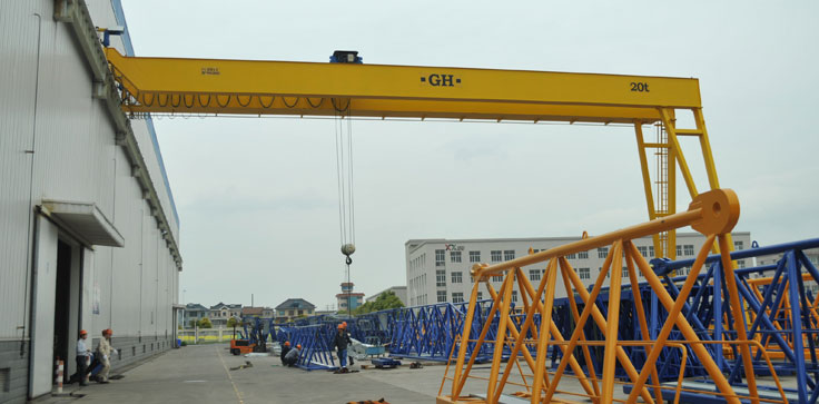 Semi-gantry crane